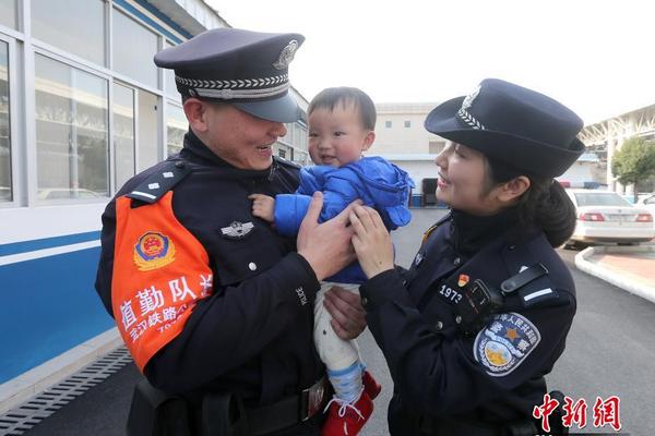 國債期貨漲幅擴(kuò)大 30年期主力合約漲0.30%創(chuàng)歷史新高