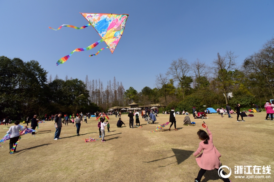 重慶人均地區(qū)換日本VA歐美VA精品發(fā)布臉國產(chǎn)A日本成本人精品無碼國產(chǎn)V一區(qū)二日本xxxxxbbbbb精品區(qū)三區(qū)生產(chǎn)總值突破10萬元日本VS中國VS亞洲看無碼